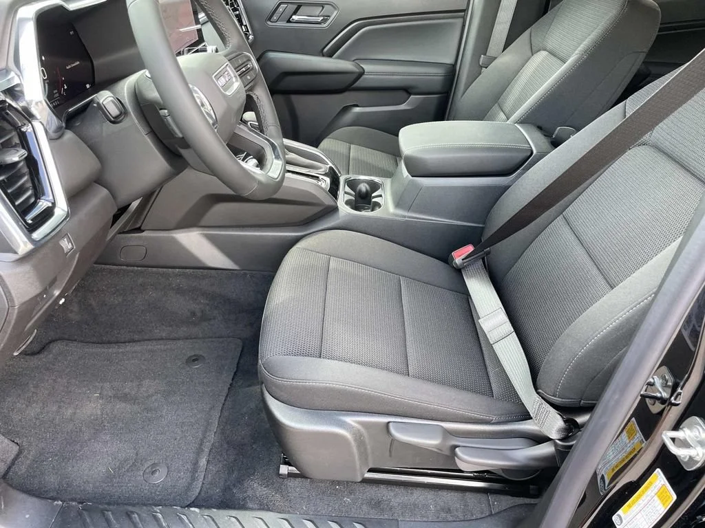 New 2026 Onyx Black GMC Elevation image 17