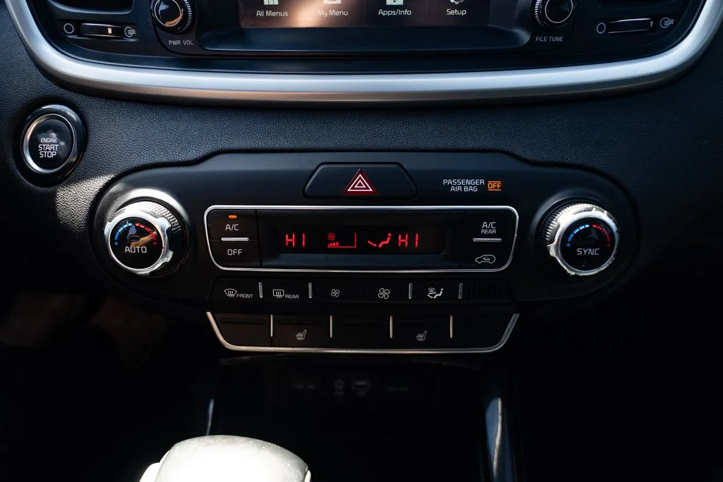 Used 2020 White Kia EX image 16