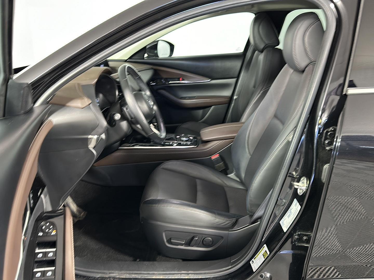 Used 2023 Jet Black Mica Mazda 2.5 Turbo Premium Package image 4