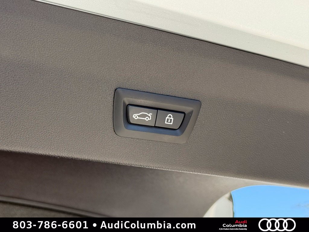 Used 2020 Silver BMW xDrive30i image 18