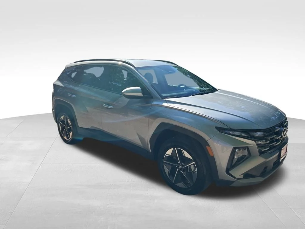 Used 2026 Silver Hyundai SEL image 8