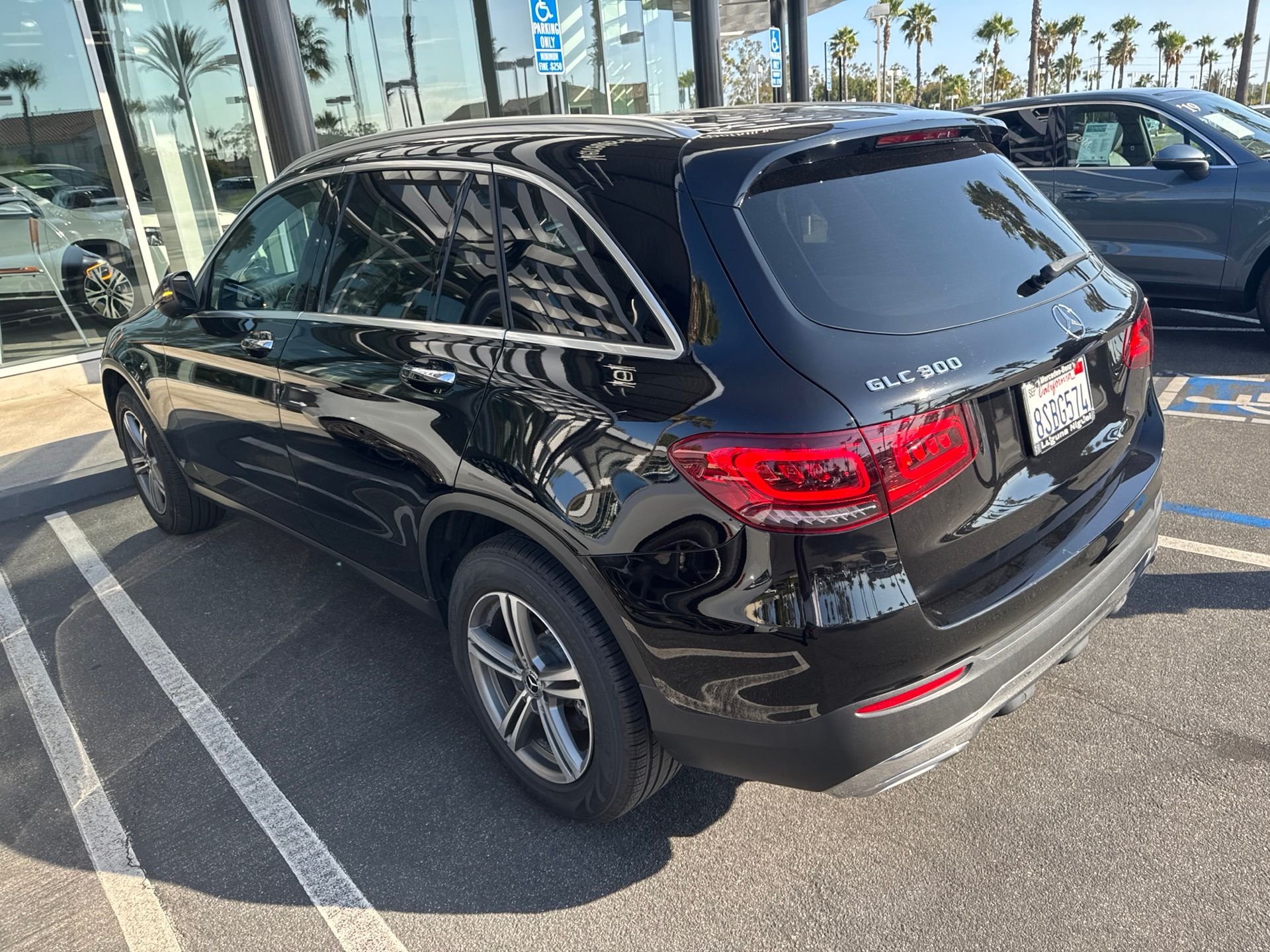Used 2020 Black Mercedes-Benz GLC 300 image 9