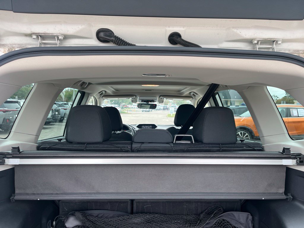 Certified Used 2021 White Subaru Premium image 9