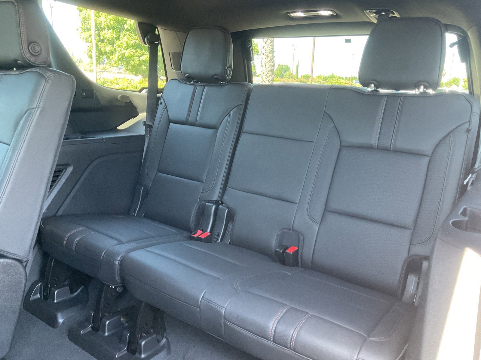 2022 Chevrolet Tahoe RST - Photo 15