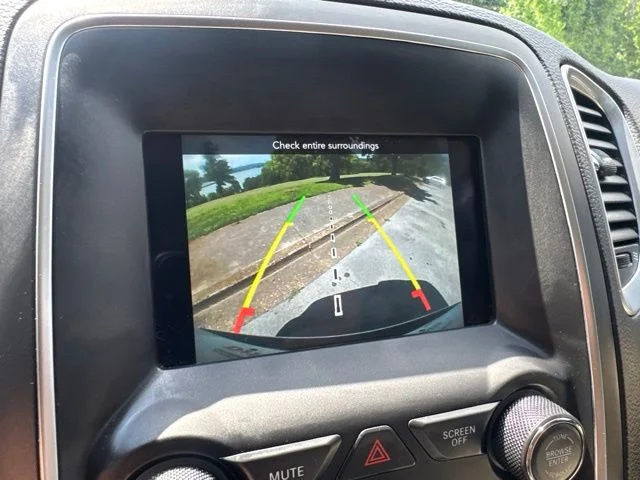 Used 2020 White Dodge SXT image 20