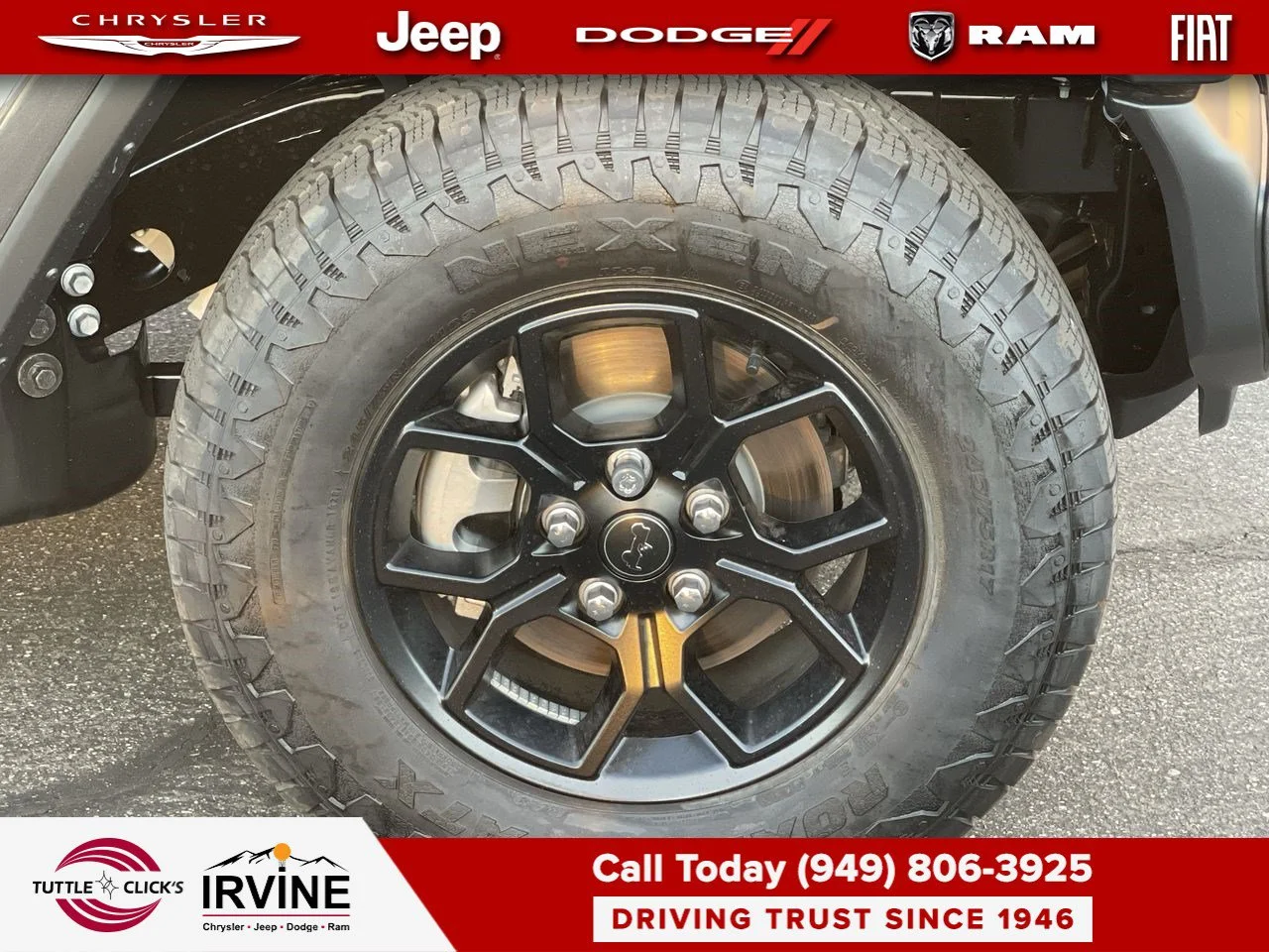 New 2026 Granite Crystal Metallic Clear-Coat Paint Jeep California Edition image 16