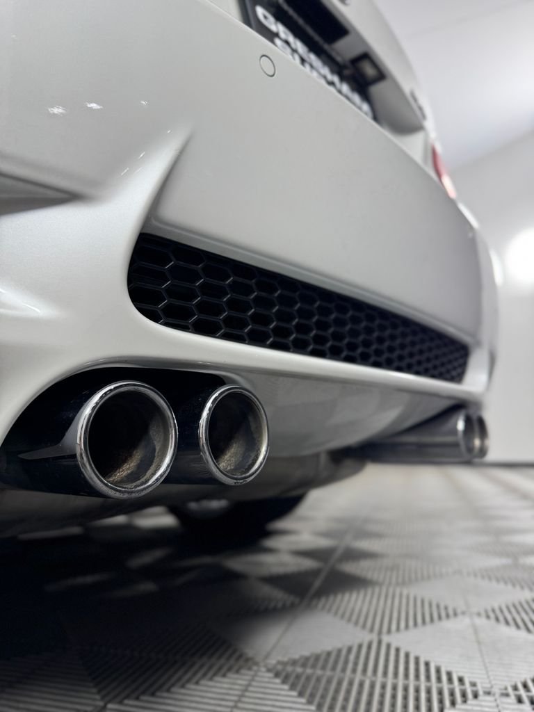 Used 2013 White Metallic BMW Base image 34