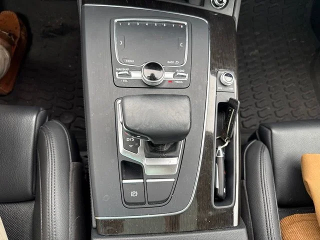 Used 2018 Black Audi 2.0T Premium image 16