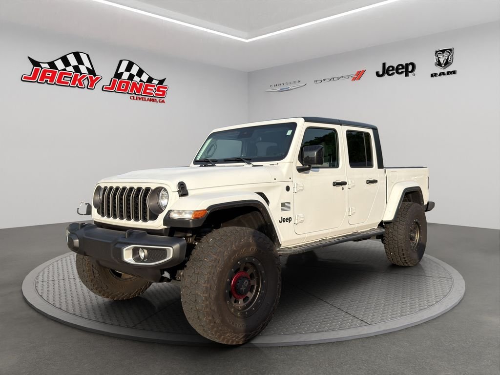2024 Jeep Gladiator Sport S's photo