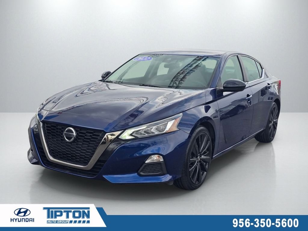 2022 Nissan Altima SR