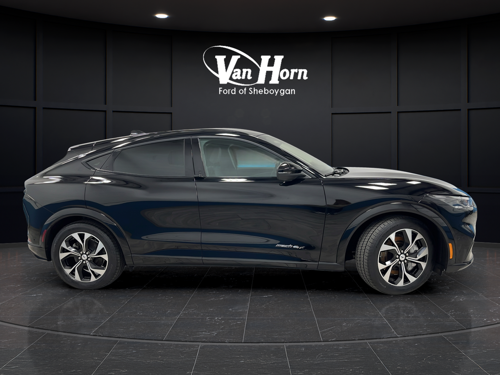 Used 2023 Shadow Black Ford Premium image 8
