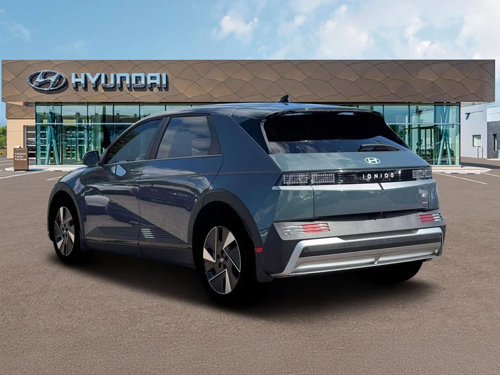 New 2026 Green Hyundai SEL image 5