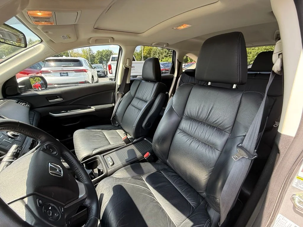 Used 2014  Honda EX-L image 24