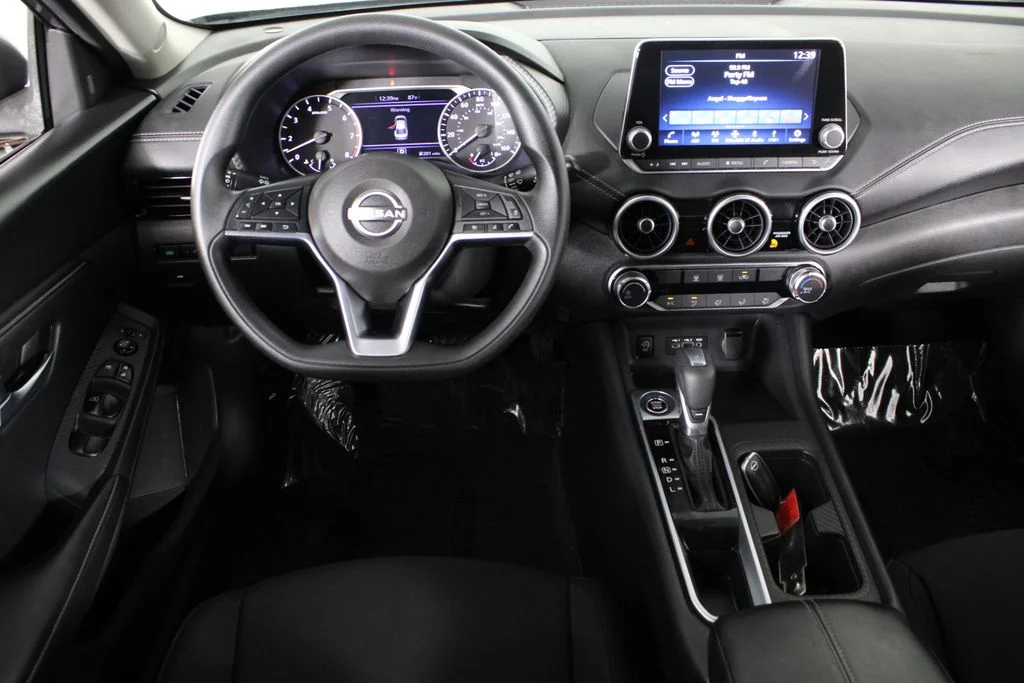 2024 Nissan Sentra SV - Photo 7