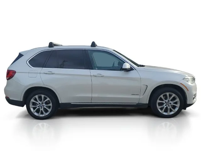Used 2014  BMW xDrive35i image 8