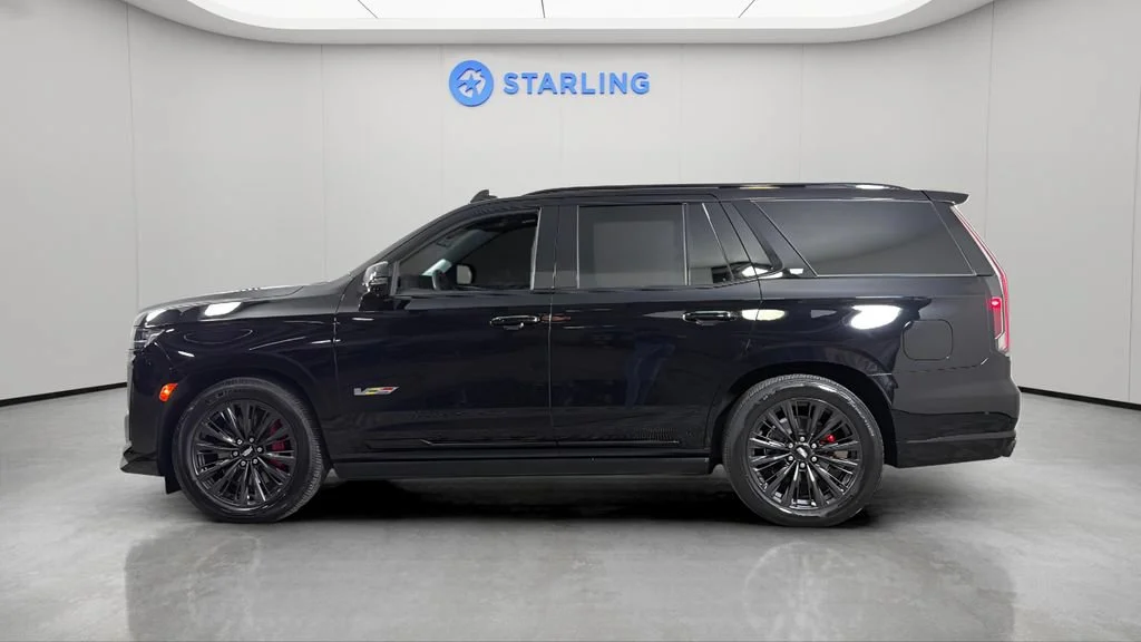 Used 2023 BLACK RAVEN Cadillac AWD V-Series image 4