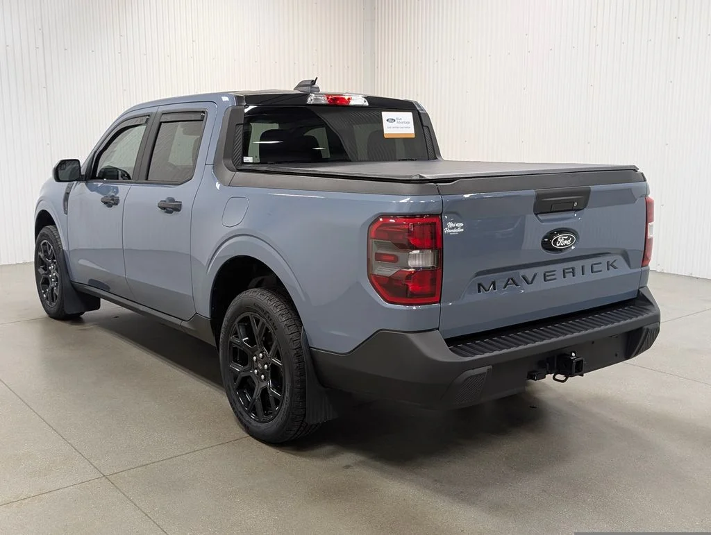 Certified Used 2025 Azure Gray Metallic Ford XLT image 24