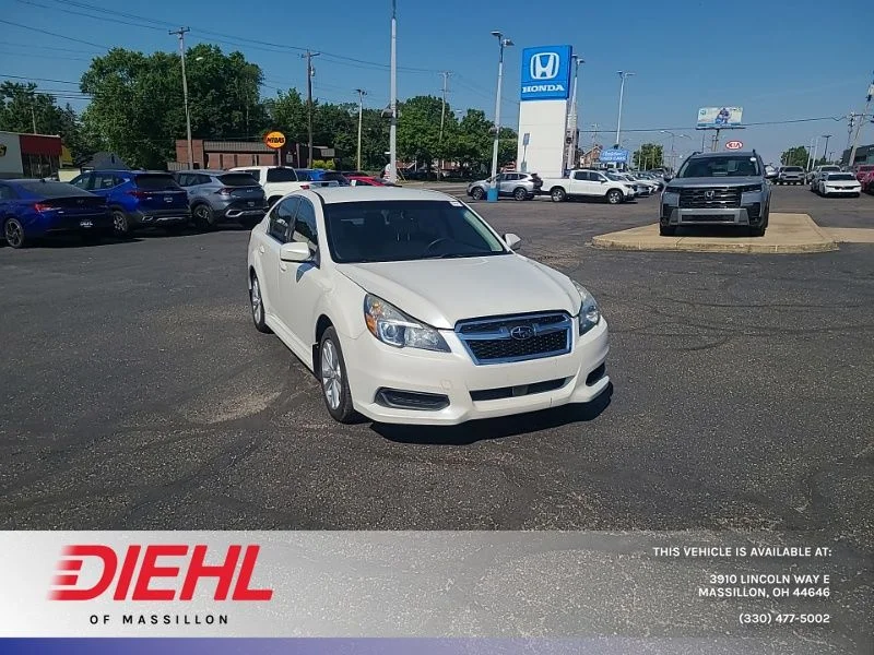 Used 2014 White Subaru 2.5i image 1