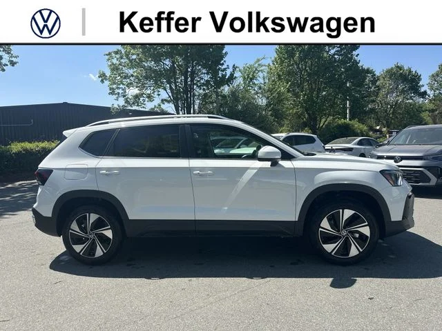 New 2026 White Volkswagen 1.5T SE image 6