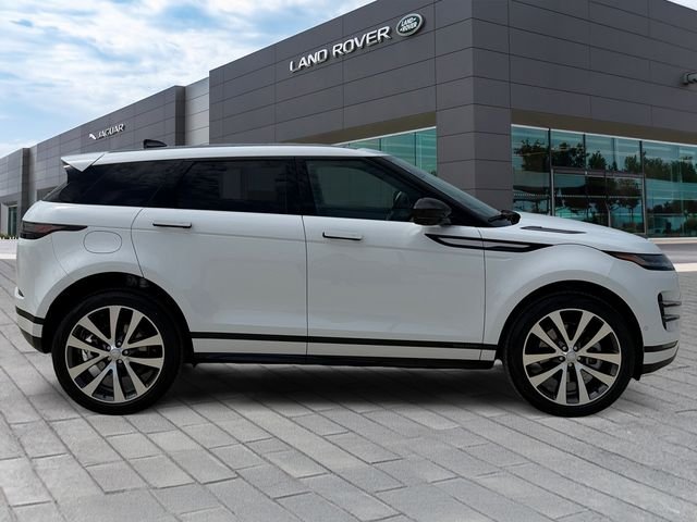 New 2026 Fuji White Land Rover Hoxton Edition image 6