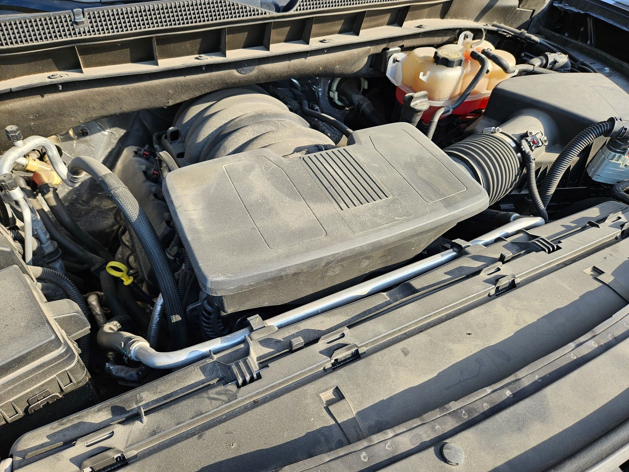 Used 2022 Dark Ash Metallic Chevrolet High Country image 34