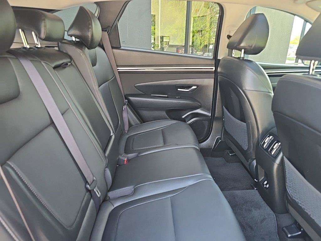 Used 2023 Black Hyundai SEL image 30