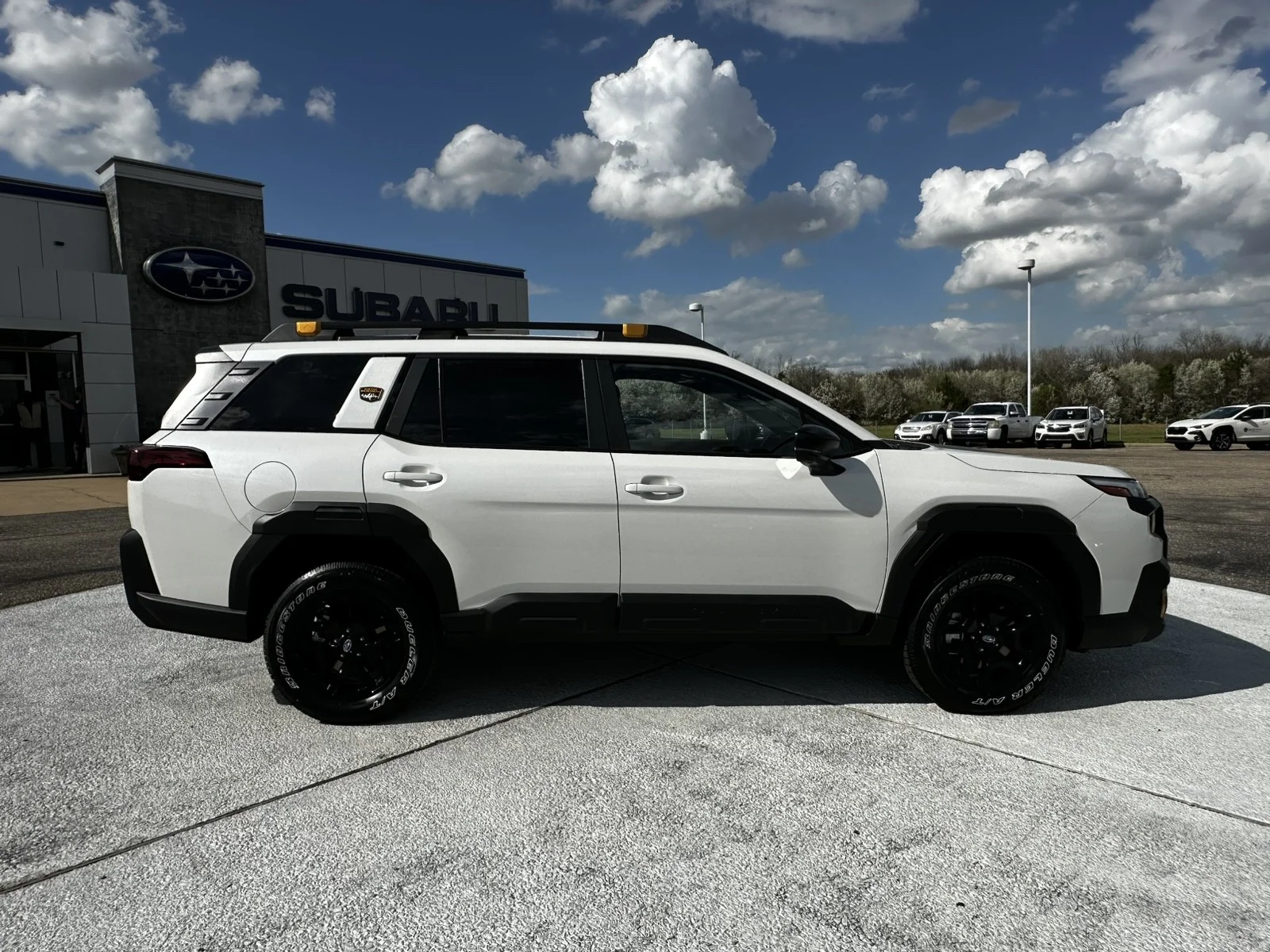 New 2026 CRYSTAL WHITE PEARL Subaru Wilderness image 8