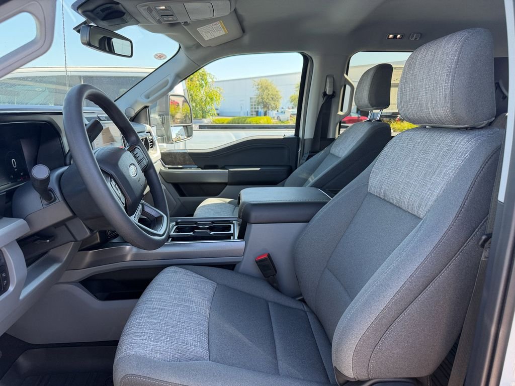 New 2026 Avalanche Ford F-250® XLT image 17