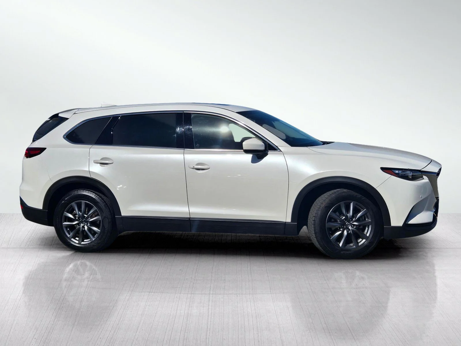 Used 2020 Snowflake White Pearl Mica Mazda Touring image 3