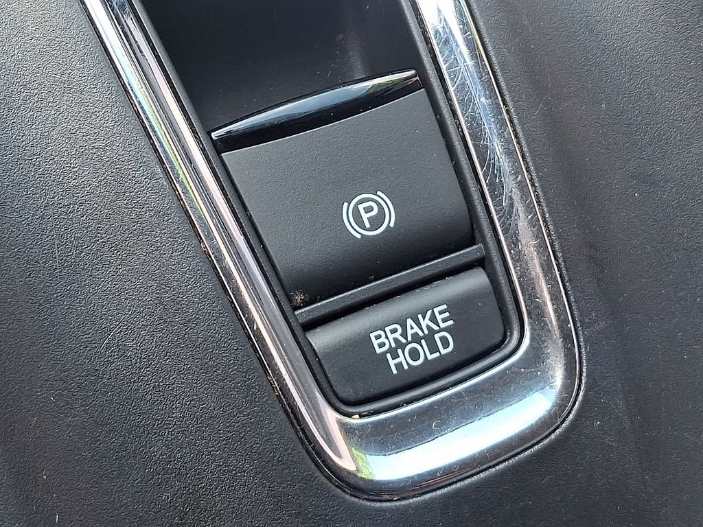 2017 Honda HR-V LX - Photo 25