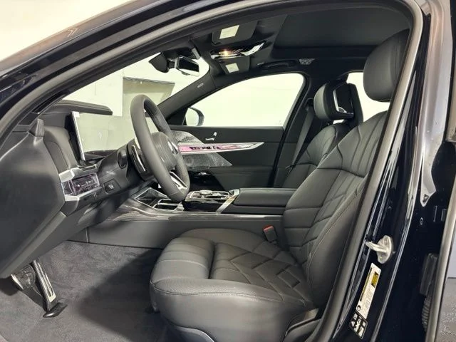 New 2026 Black BMW 760i xDrive image 10