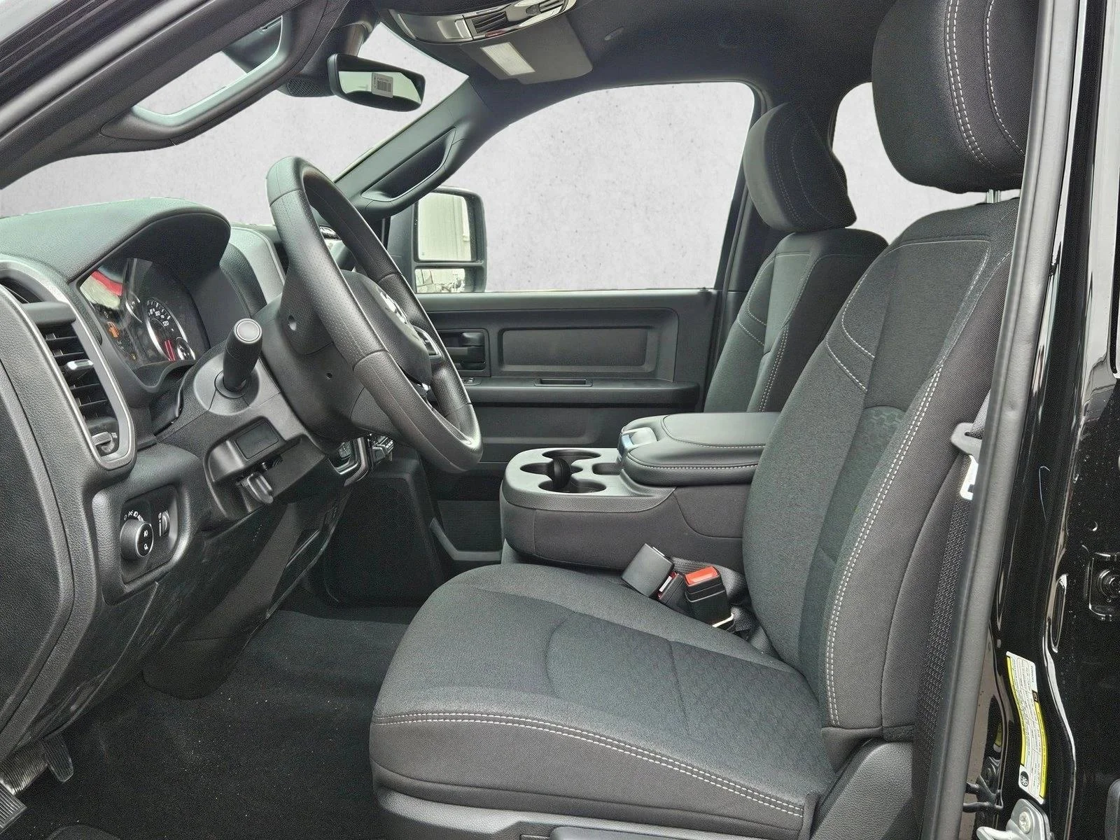 New 2026 Diamond Black Crystal Pearlcoat Ram Tradesman image 4