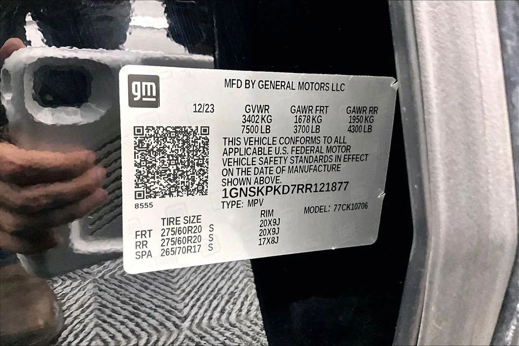 Certified Used 2024 Black Chevrolet Z71 image 35