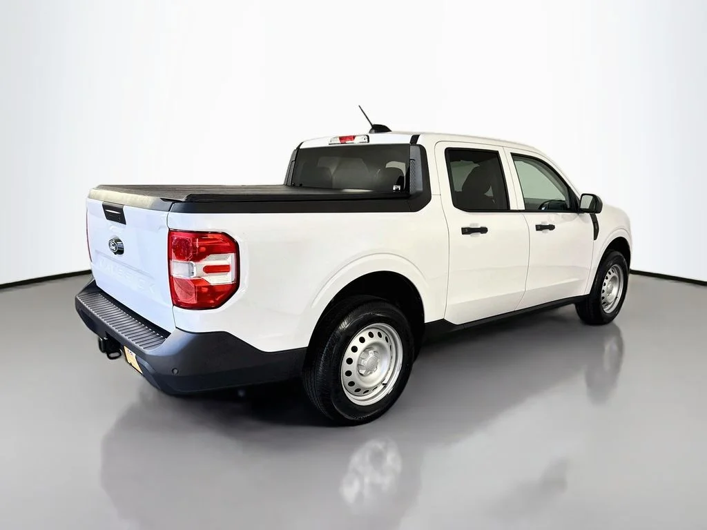 Certified Used 2025 Oxford White Ford XL image 11