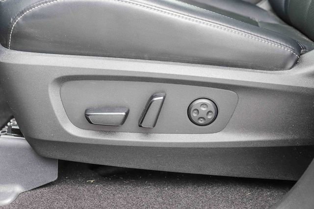 Used 2023 Silver INFINITI LUXE image 15