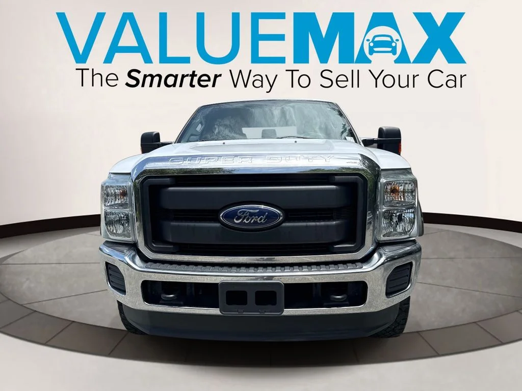 Used 2016 White Ford XL image 8
