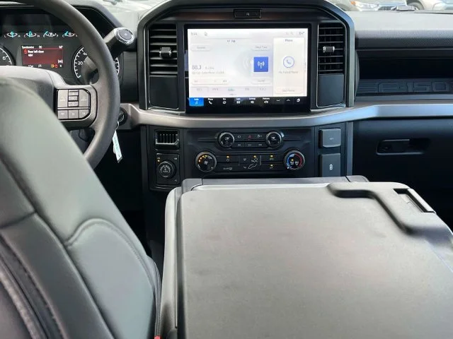 New 2026 Oxford White Ford XL image 14