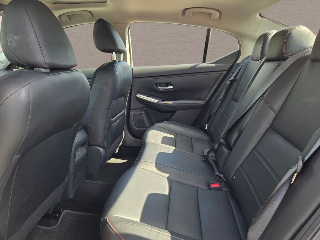 Used 2025 White Nissan SR image 12