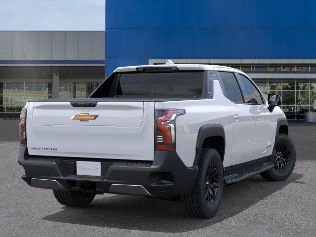 2026 Chevrolet Silverado EV photo 4 of 32