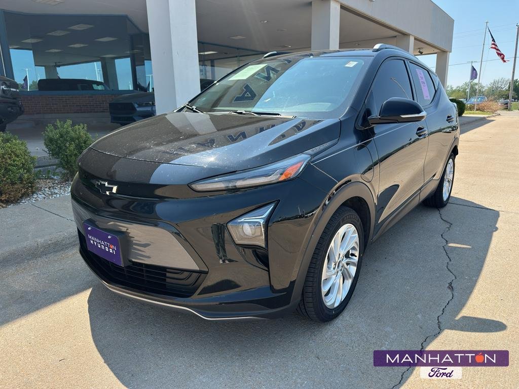 2023 Chevrolet Bolt EUV LT's photo