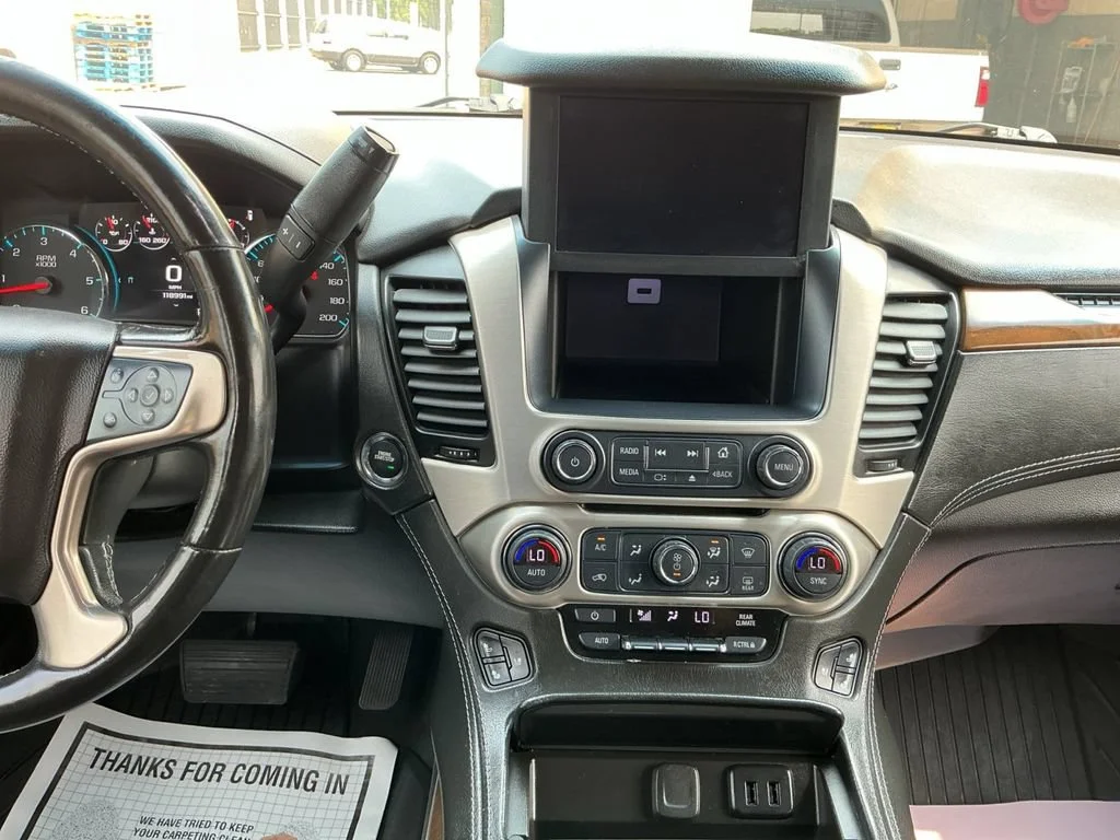 Used 2019 Black GMC Denali image 18