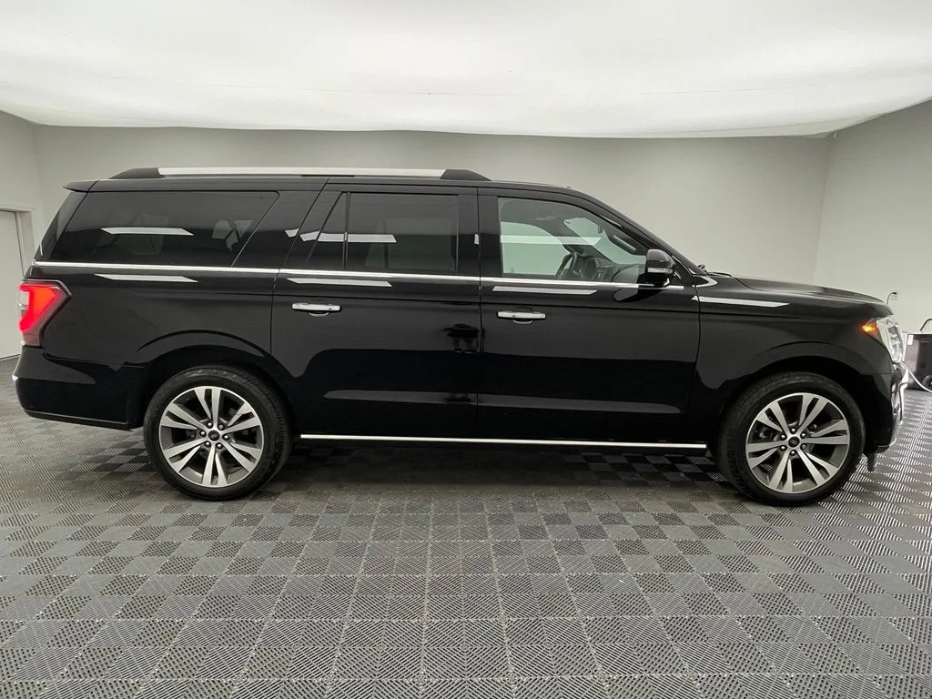 Used 2020 Black Ford Limited image 9