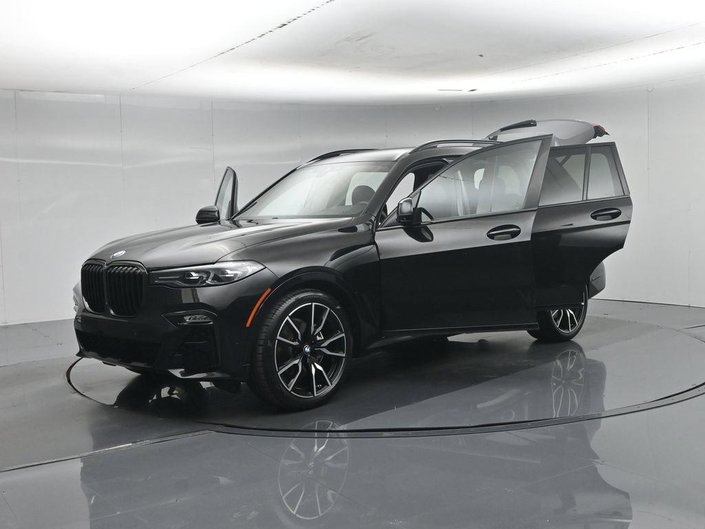 Used 2020 Black BMW xDrive40i image 36
