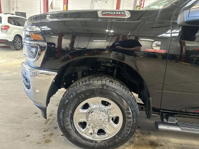 New 2026 Diamond Black Crystal Pearlcoat RAM Tradesman image 19