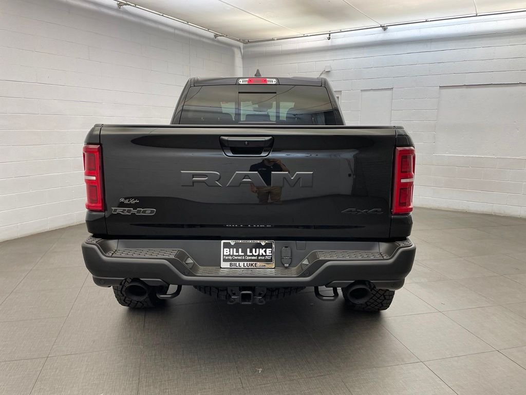 New 2026 Diamond Black Crystal Pearl-Coat Exterior Paint RAM RHO image 4