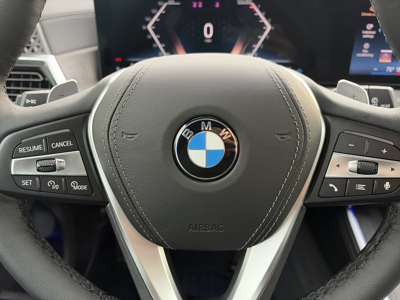 Used 2026 Black Sapphire Metallic BMW xDrive40i image 22