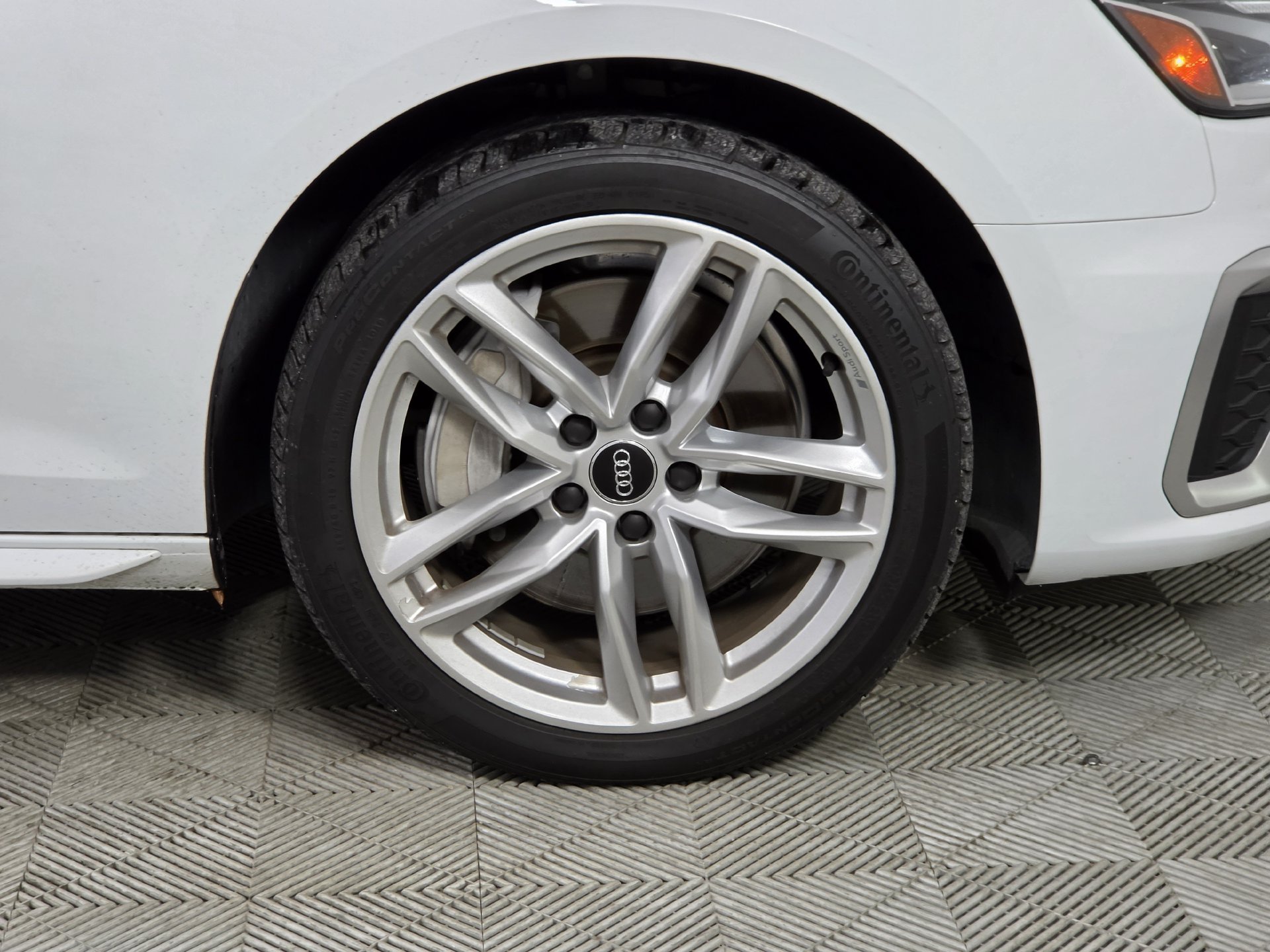 Used 2021 White Audi 45 S line Premium image 12