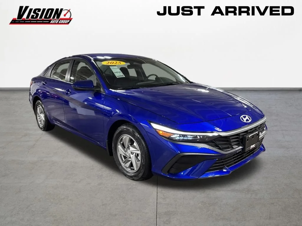 New 2025 Blue Hyundai SE image 3