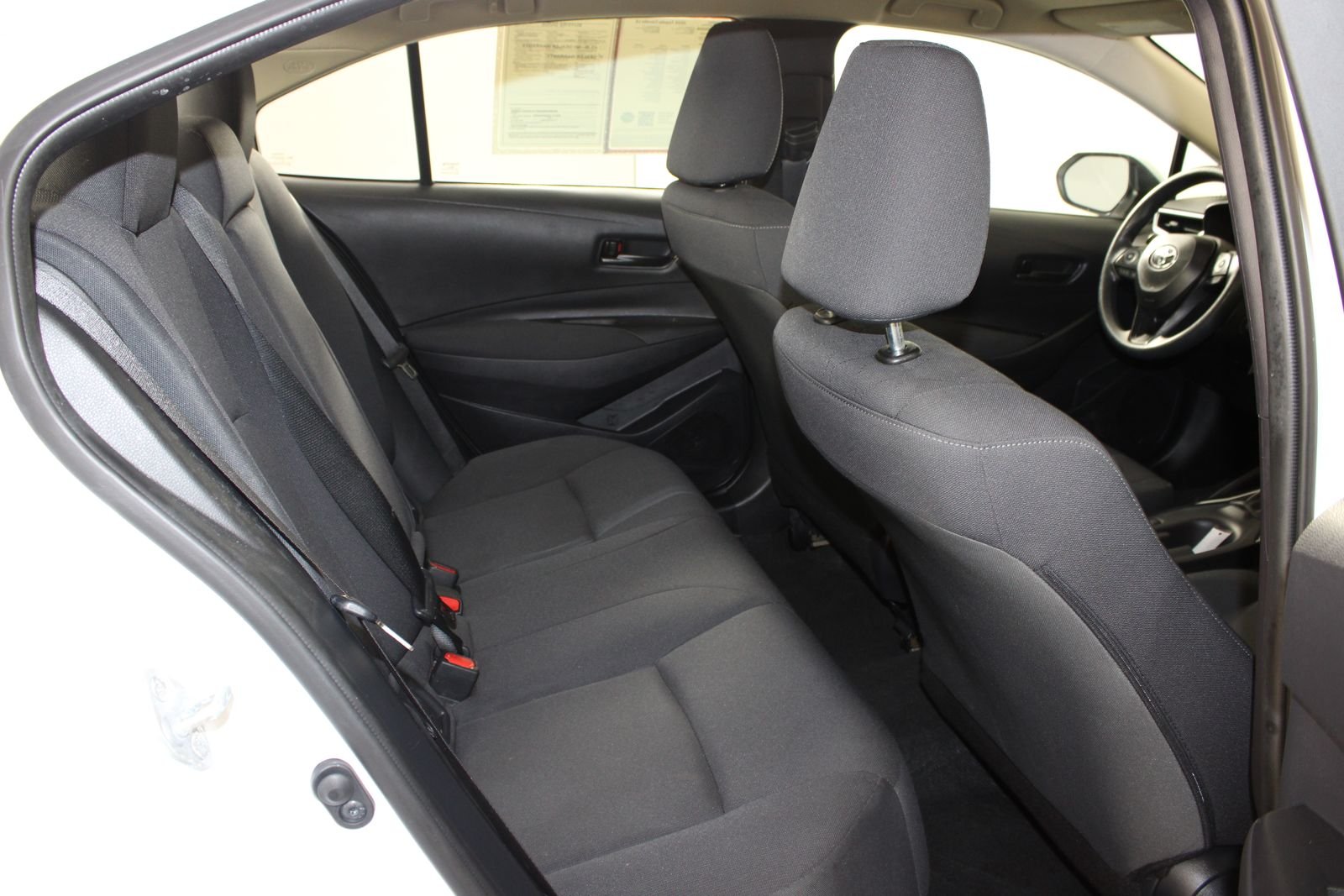 Used 2025 White Toyota LE image 27