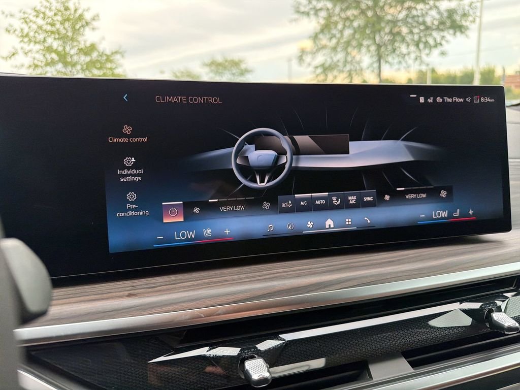 New 2027 Skyscraper Grey Metallic BMW xDrive40i image 16